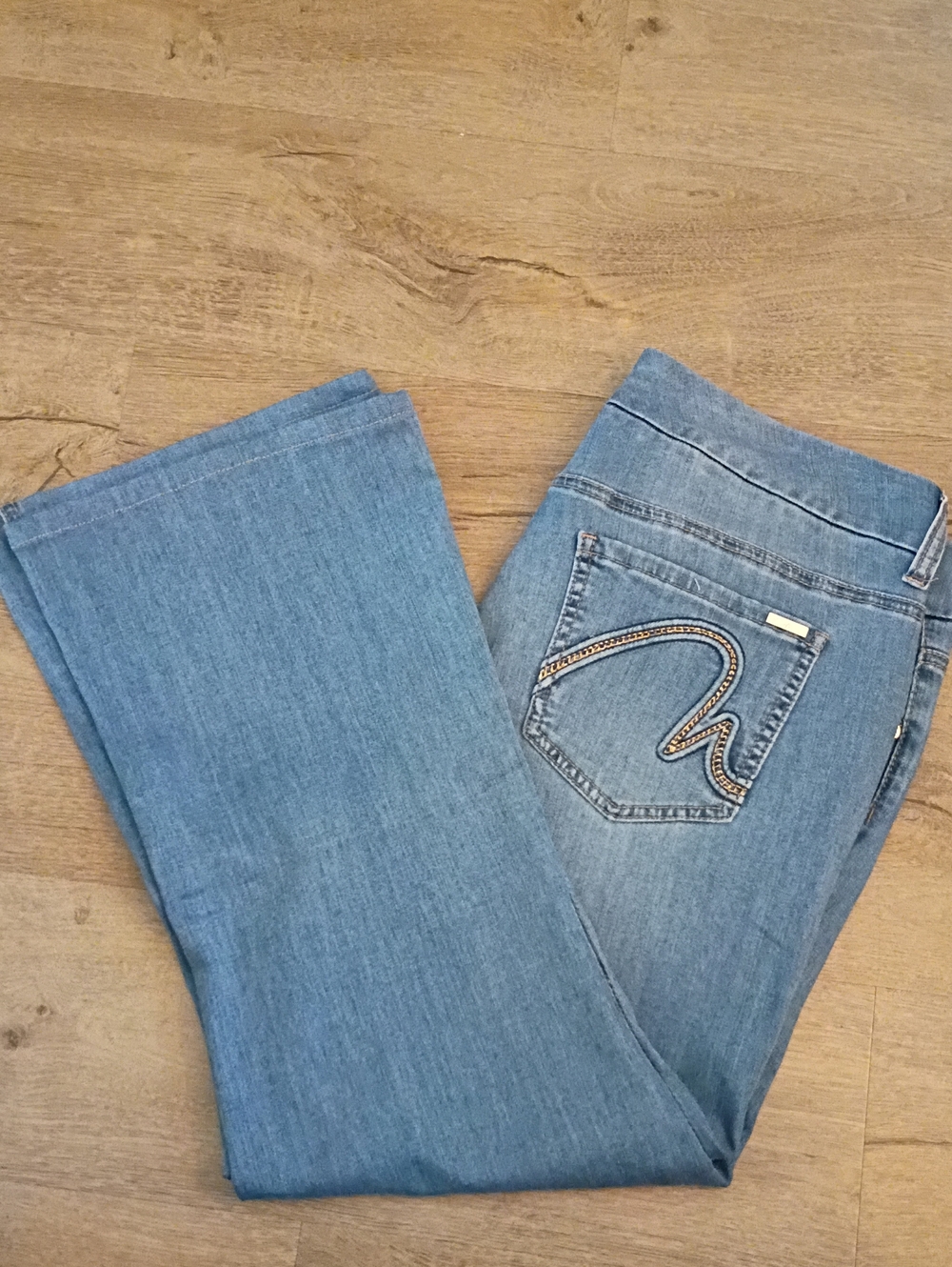 Melissa McCarthy Boot Cut Jeans in Light Blue Wash